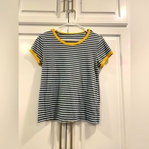aeropostale women’s junior short sleeve blue white stripe yellow trim t-shirt M